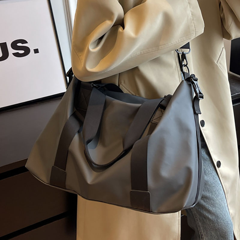 Custom large capacity womens tote bags for travel - Image 3