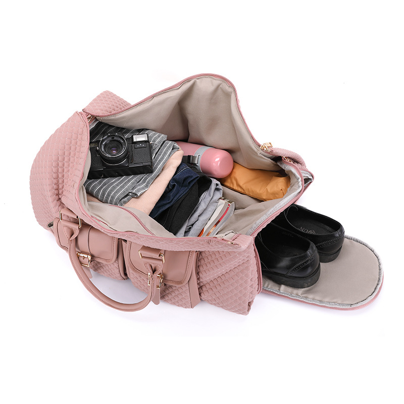 Polyester duffel bag with shoe compartment