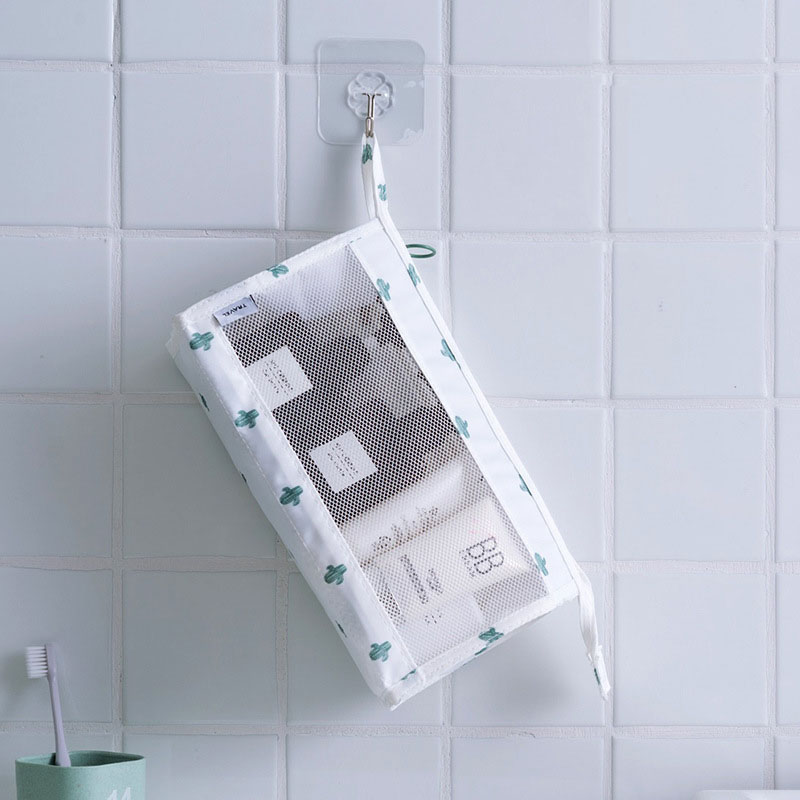 Hanging cosmetic toiletry bag